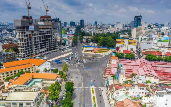 Chủ tịch UBND TP.HCM Phan Văn Mãi chỉ đạo chốt bảng giá đất điều chỉnh vào ngày mai 16-10