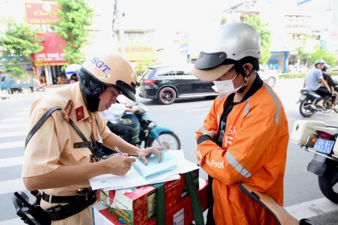 Những lỗi vi phạm giao thông thường gặp đối với tài xế xe máy có thể bị phạt nặng