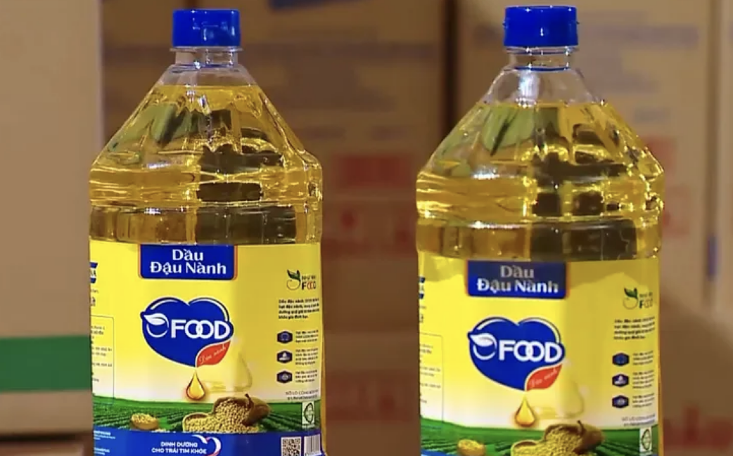 Dầu chăn nuôi đem bán cho người: Đường dây làm giả dầu ăn Ofood trục lợi hàng nghìn tỷ đồng bị triệt phá