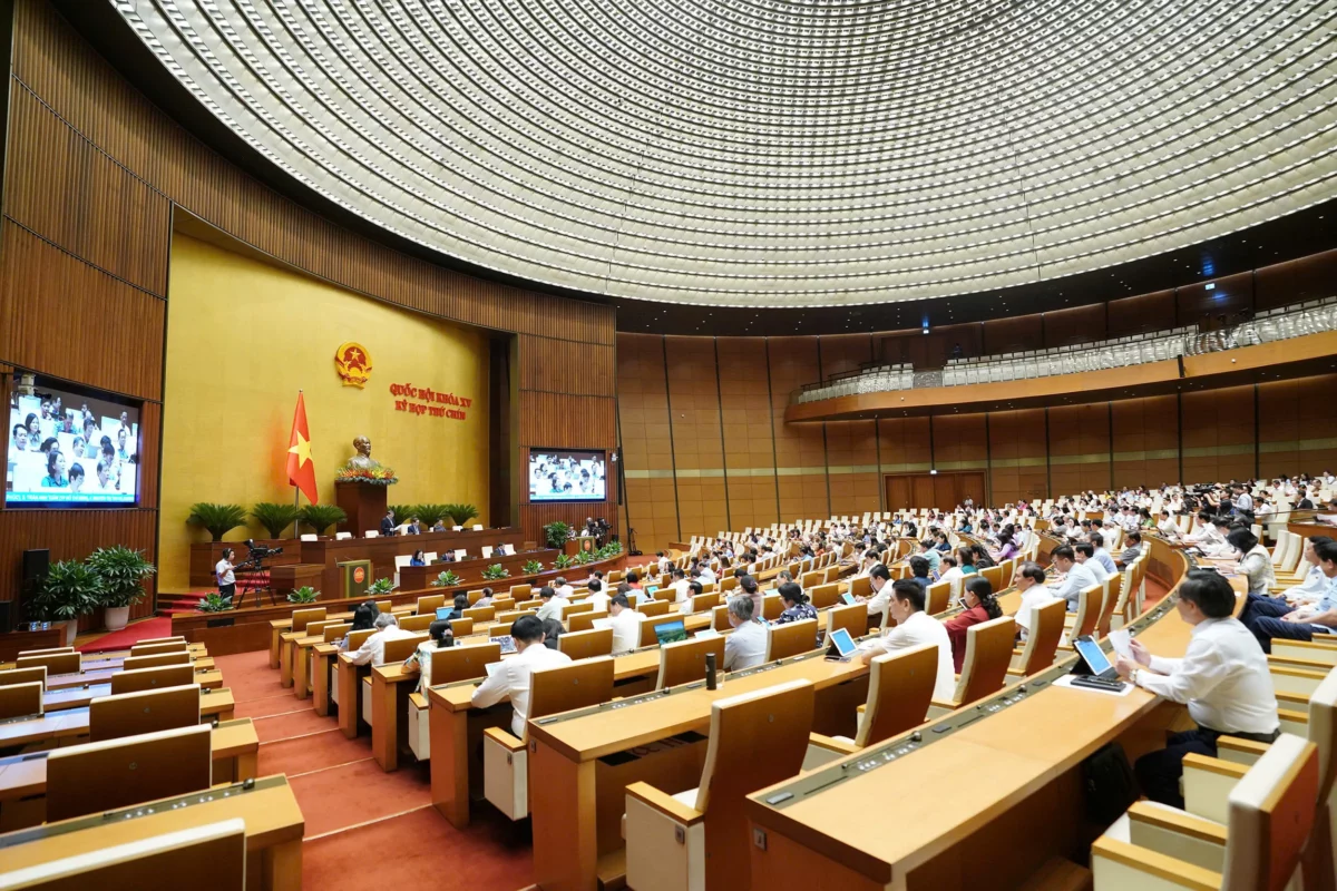 Quốc hội “bấm nút” thông qua đề án sáp nhập tỉnh: Bước ngoặt cải tổ lớn nhất trong nhiều thập niên