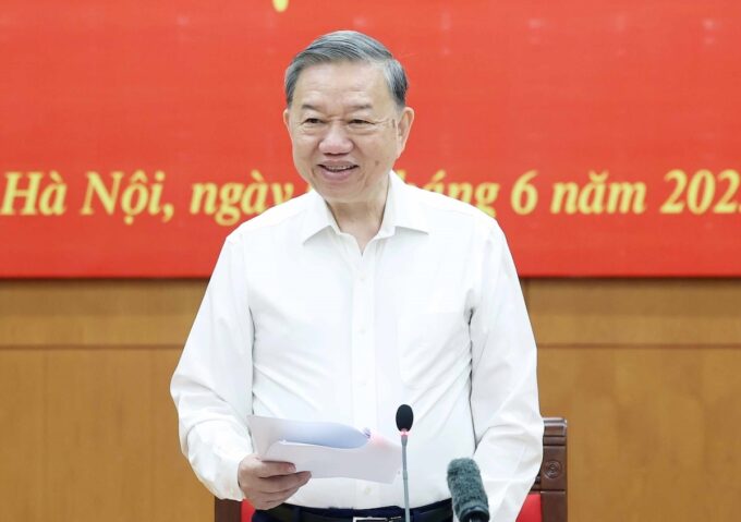 Tổng Bí thư: Cần xóa bỏ tình trạng ban hành xong rồi để đấy, ‘đánh trống bỏ dùi’