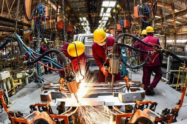 Tăng trưởng 8%: Thử thách lớn, cơ hội khẳng định năng lực điều hành quốc gia