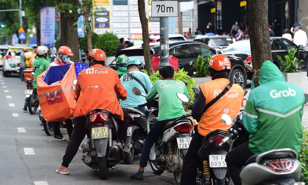 Hà Nội cấm xe xăng, người dân sẽ được hỗ trợ chuyển đổi phương tiện thế nào?