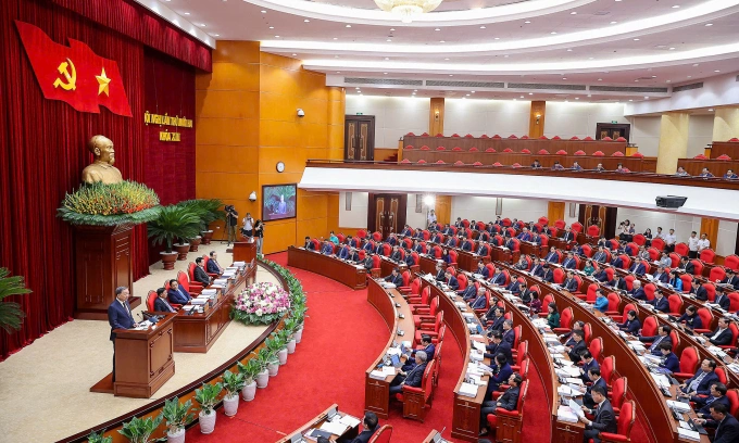 Kiện toàn nhân sự khóa XIV phải đặt lợi ích quốc gia lên trên hết