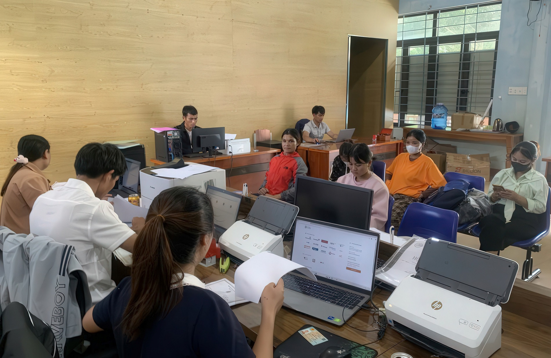 Đề xuất mức lương 20-25 triệu đồng/tháng để cân đối nhân sự cấp xã