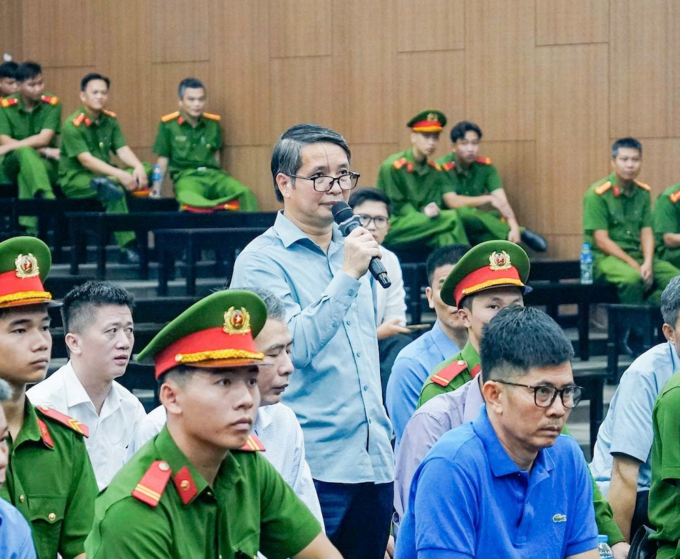 Nghề trợ lý lãnh đạo: Ranh giới mỏng giữa phục vụ và sai phạm